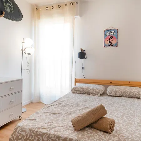 Notre Dame Apartment *